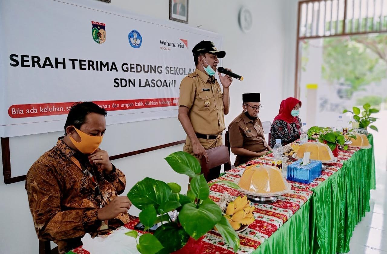 The Mayor of Palu Inaugurates the Safe School Building