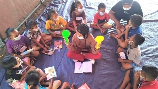 Support Children's Psychosocial, WVI Volunteers Help RSA Activities in NTT 