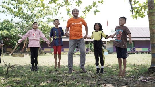 Gerakan Melahirkan Anak Hebat Indonesia