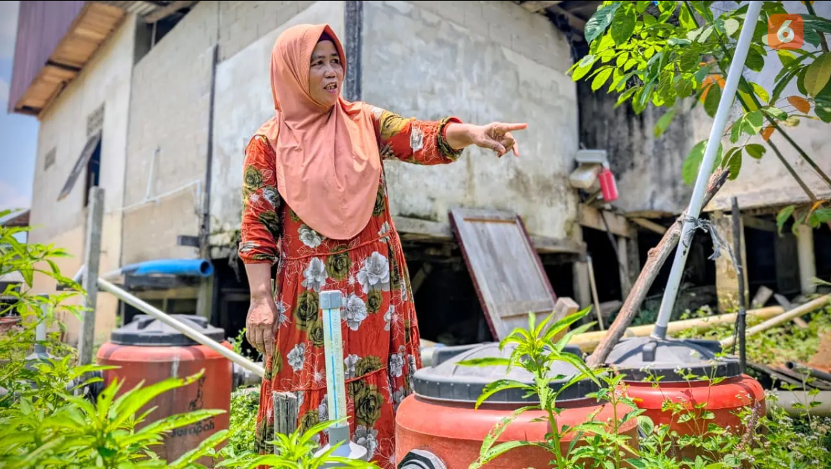 Cerita Warga Bantaran Sungai Kapuas Manfaatkan Gentong Mas Santun hingga Capai ODF